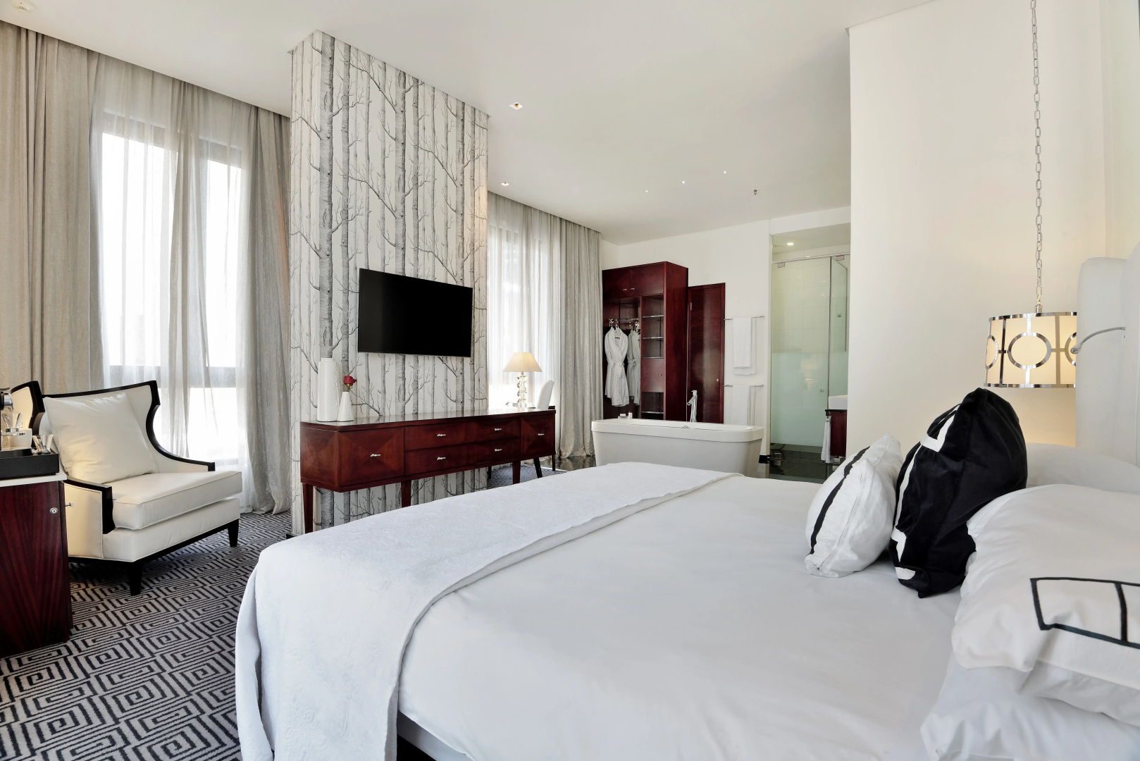 Davinci Hotel And Suites On Nelson Mandela Square