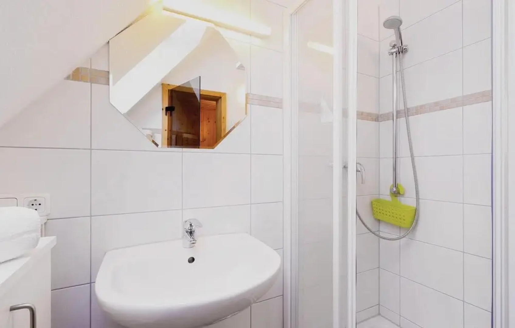 Amazing Apartment in Rechlin With 3 Bedrooms, Sauna and Wifi