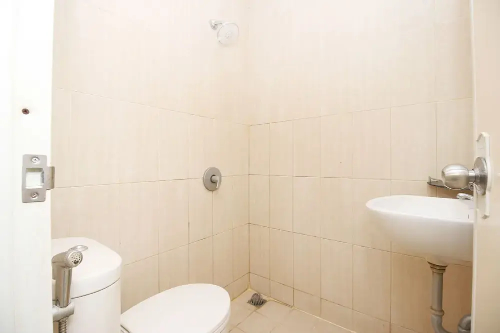 Airy Eco Karawaci Villa Permata Sari Dua A2 29 Tangerang