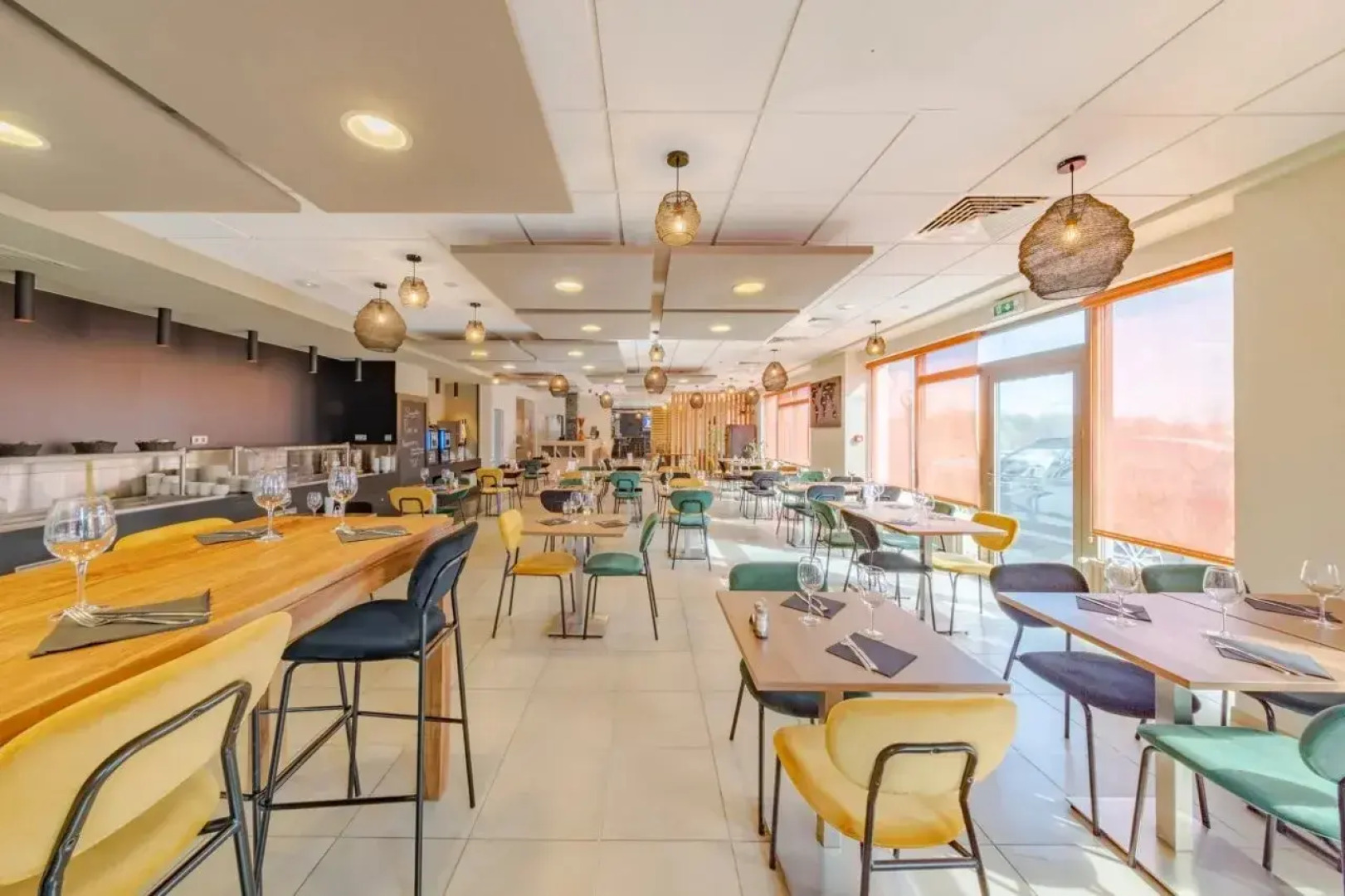 Mandarina Hotel Luxembourg Airport ( Ex Campanile)