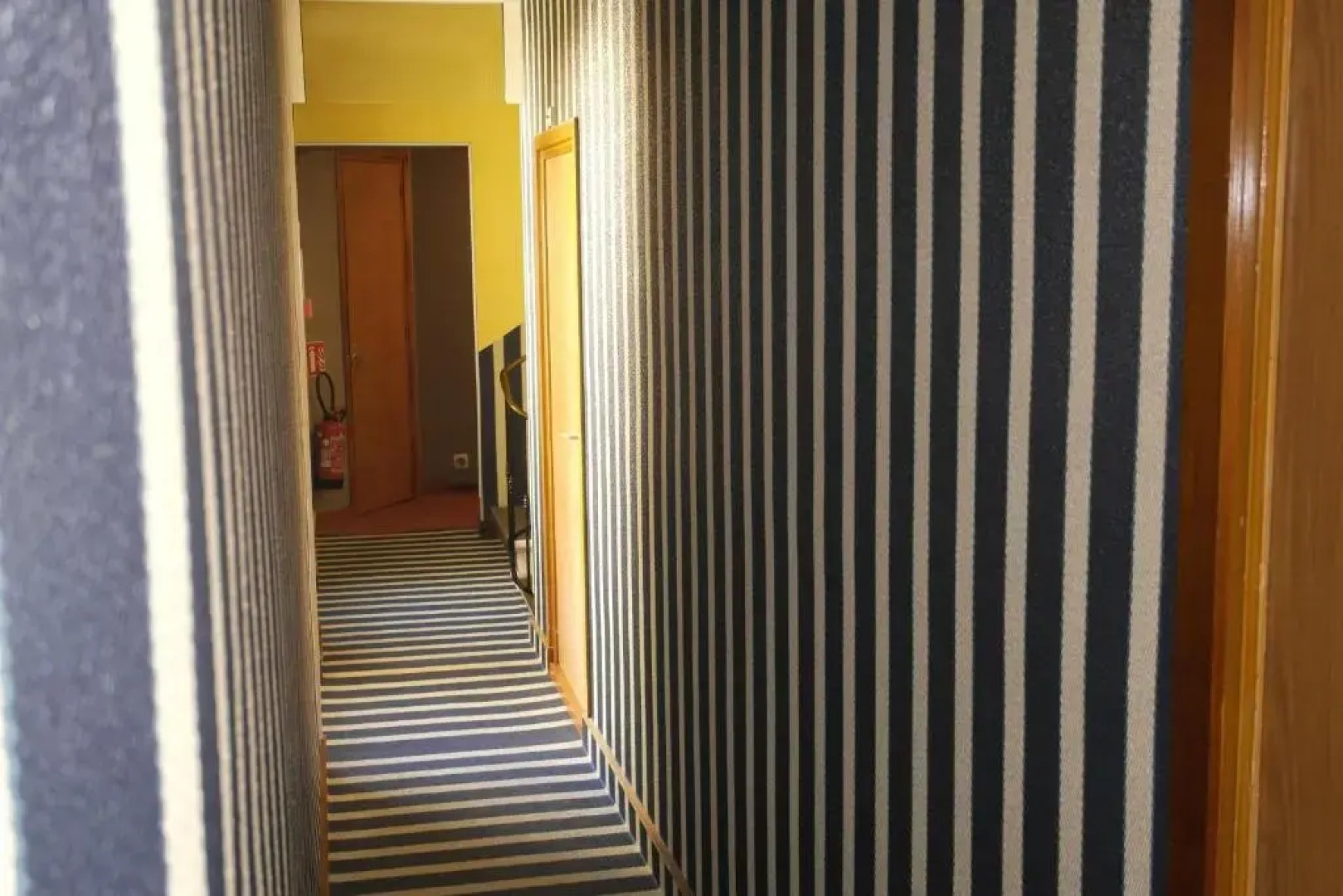 Hôtel Restaurant Des Lys