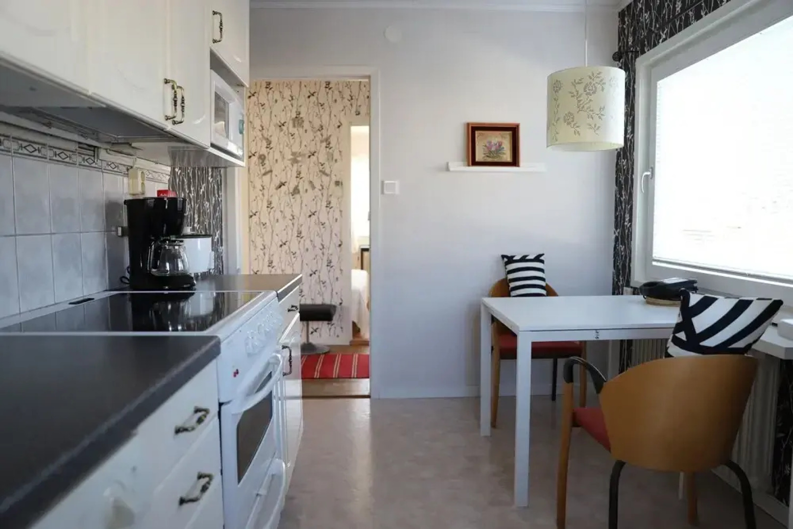 Entire Villa HomelyComfort, Laxå