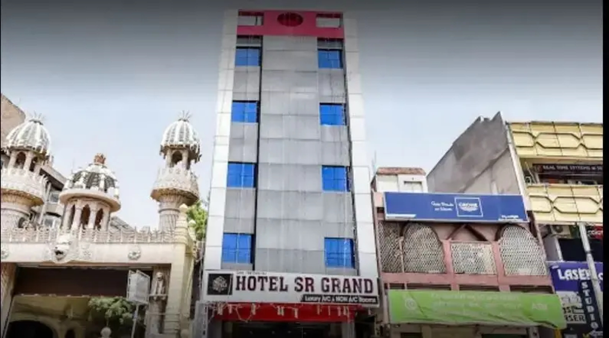 OYO 40924 Hotel Sr Grand