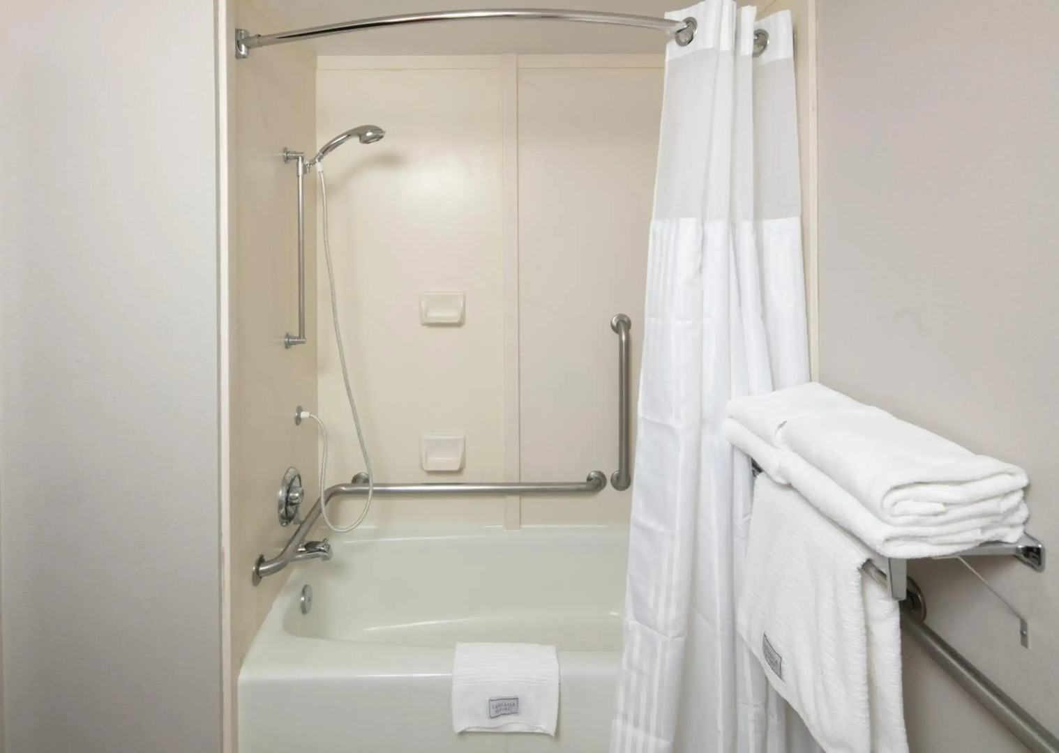 Red Lion Inn & Suites Deschutes River Bend