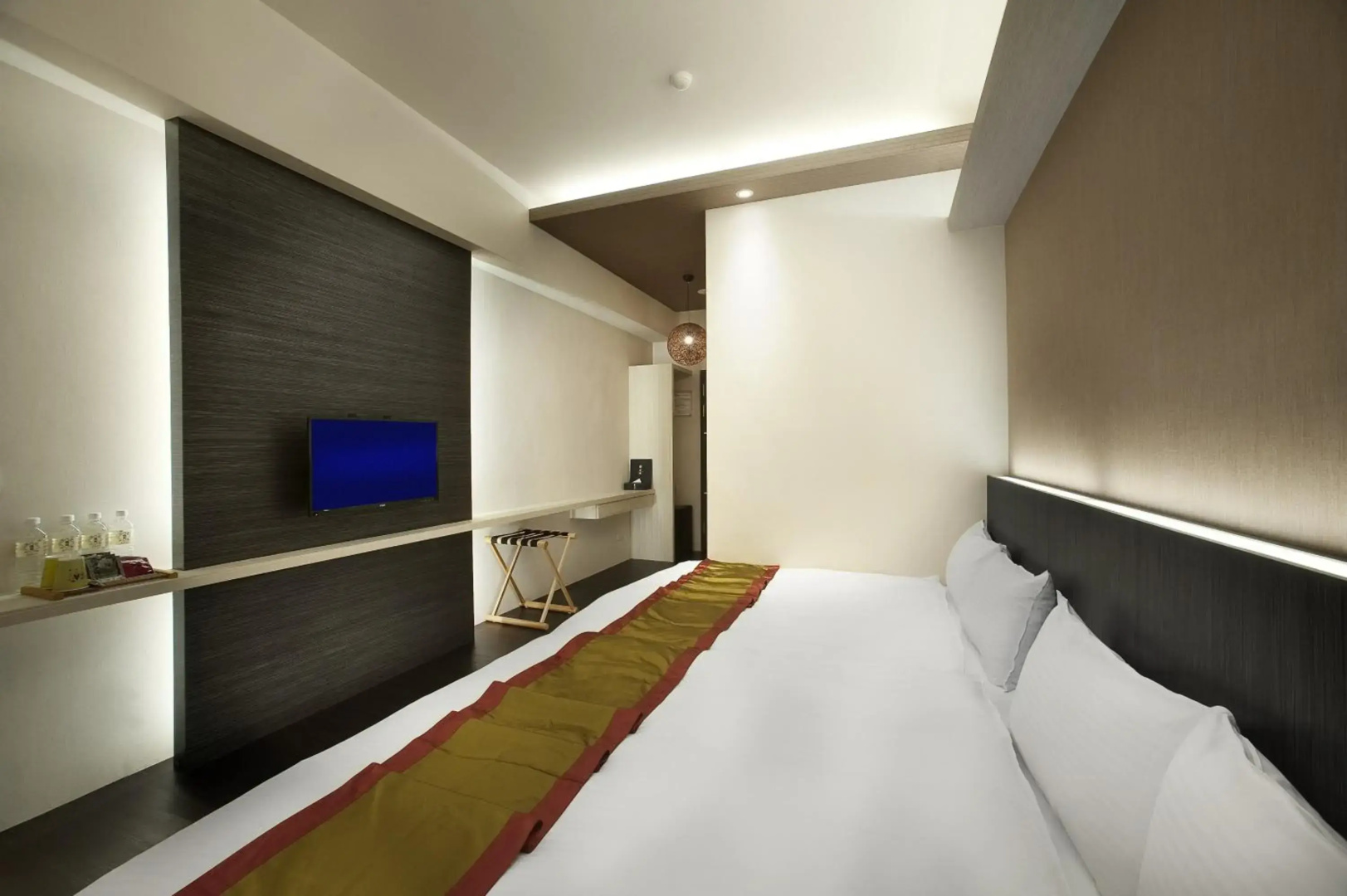 One Fukun Hotel