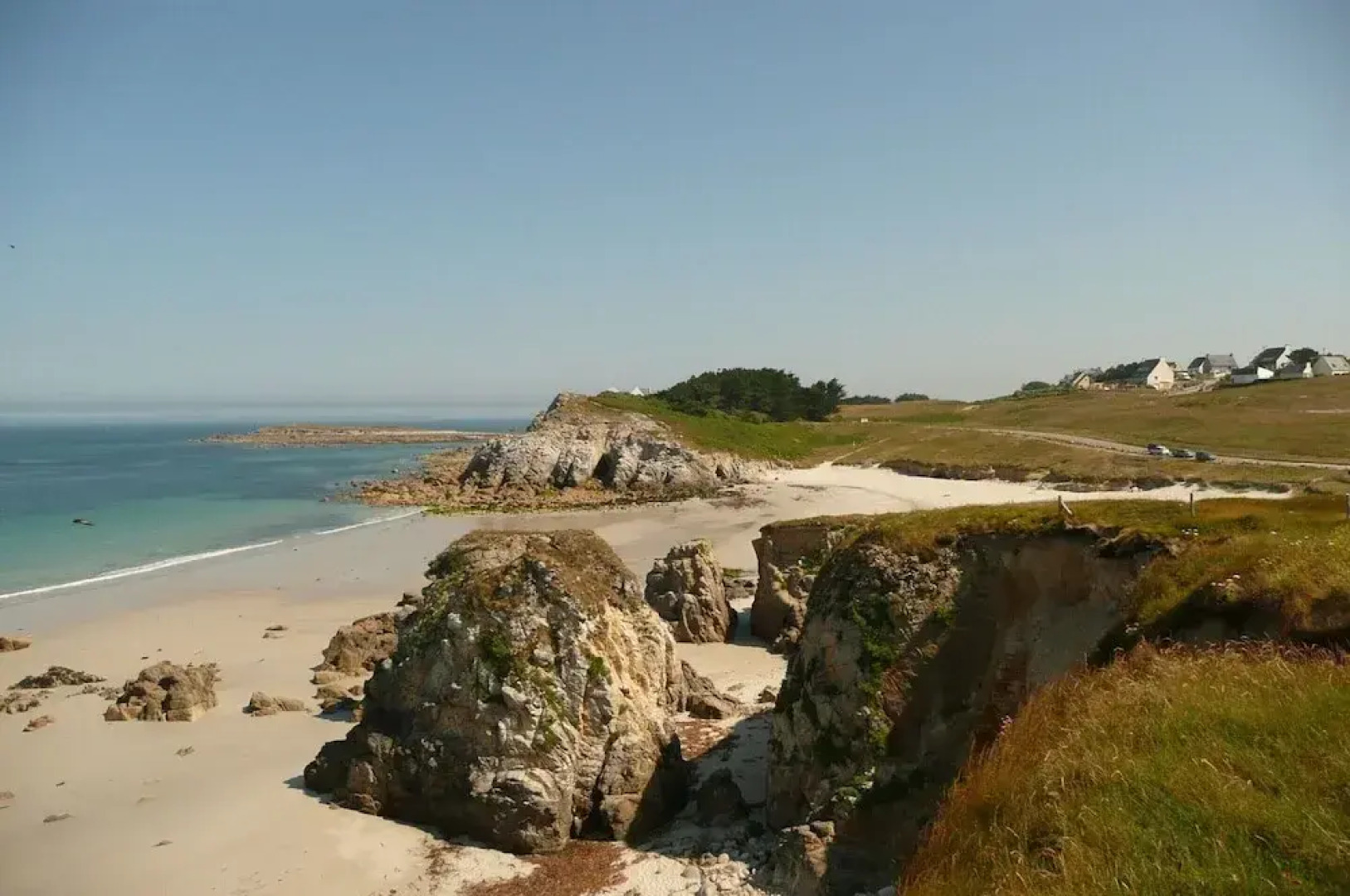 Holiday Home in Plouarzel Near Sandy Beaches