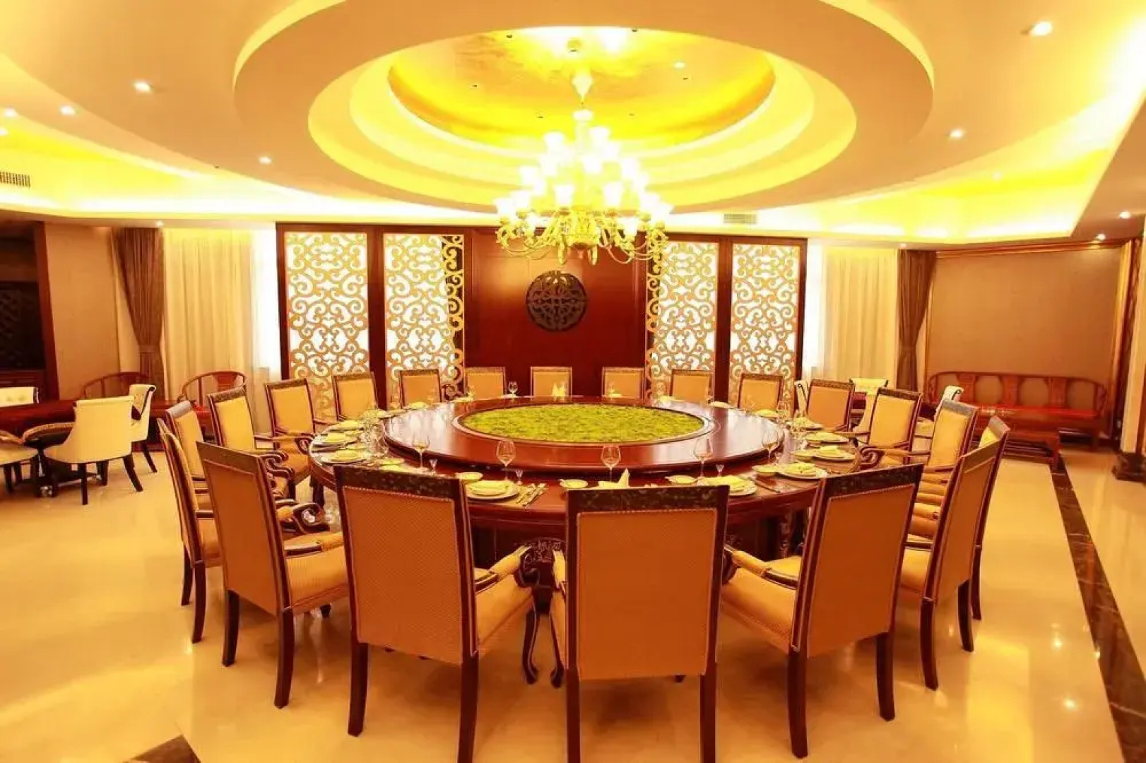 Huamao Hotel
