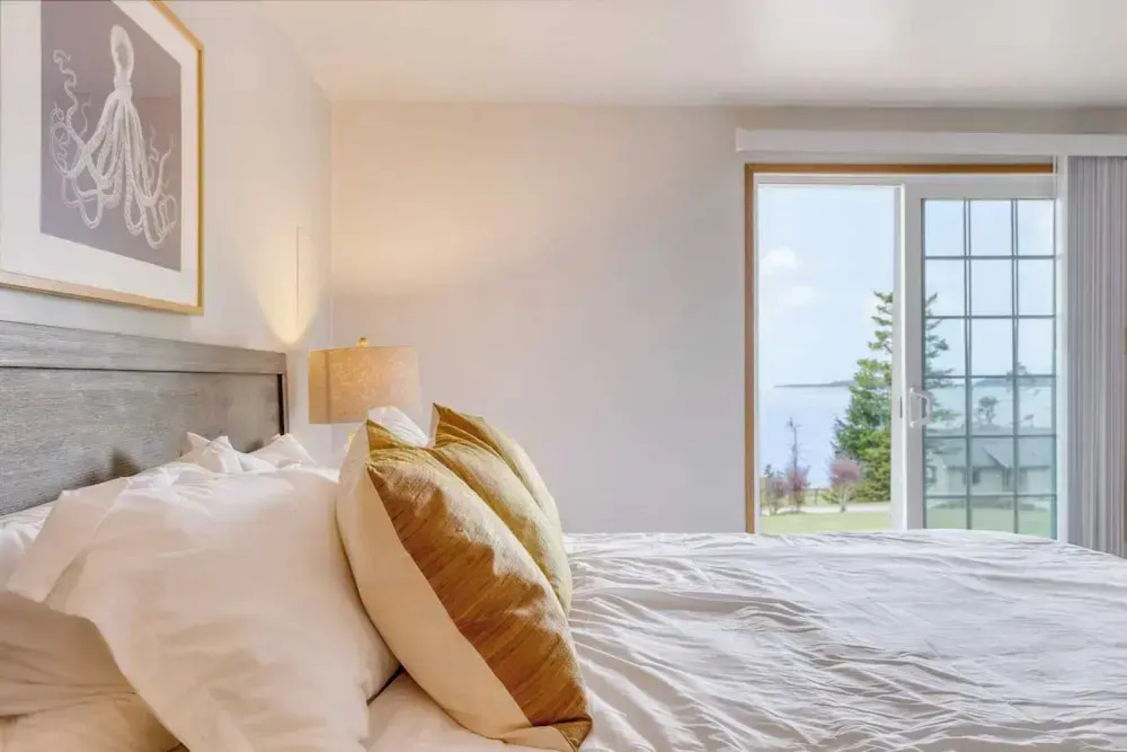 Whidbey Bliss by Avantstay 2min to Beach + View