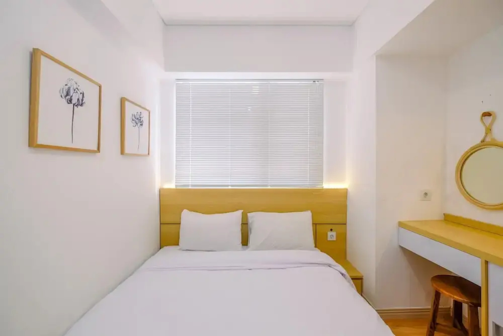 Comfy And Homey 2Br At Meikarta Apartment
