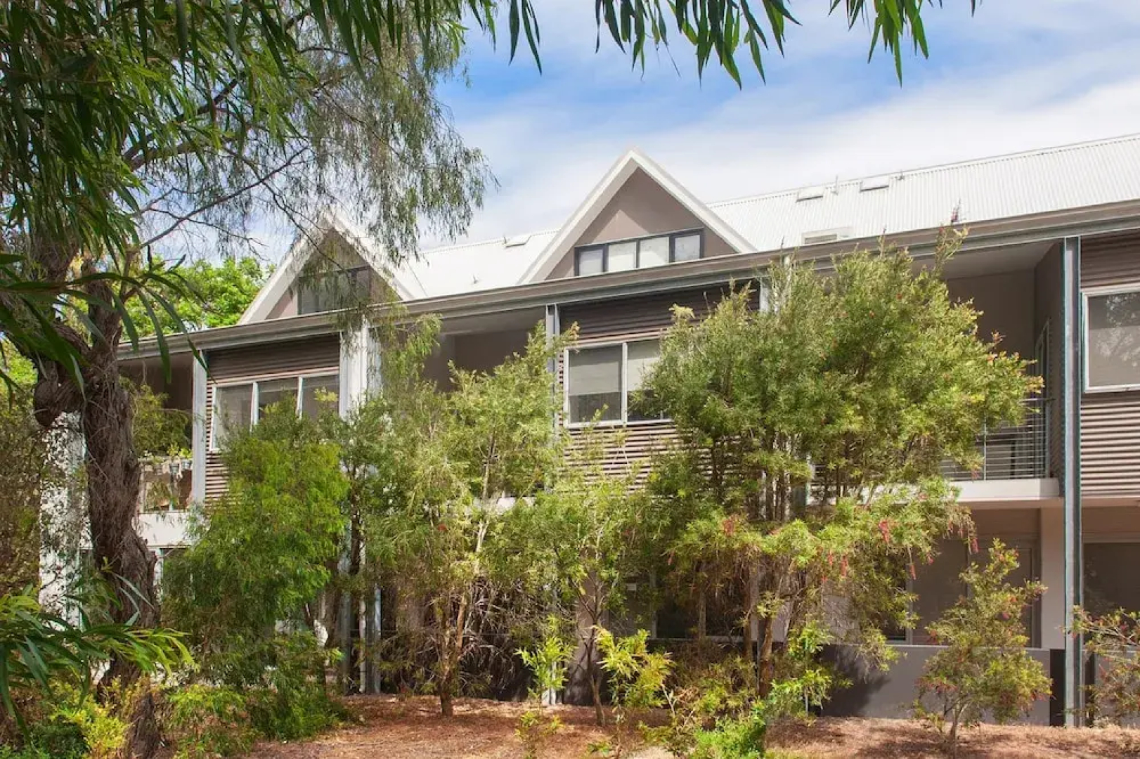 Pegasus Apartments