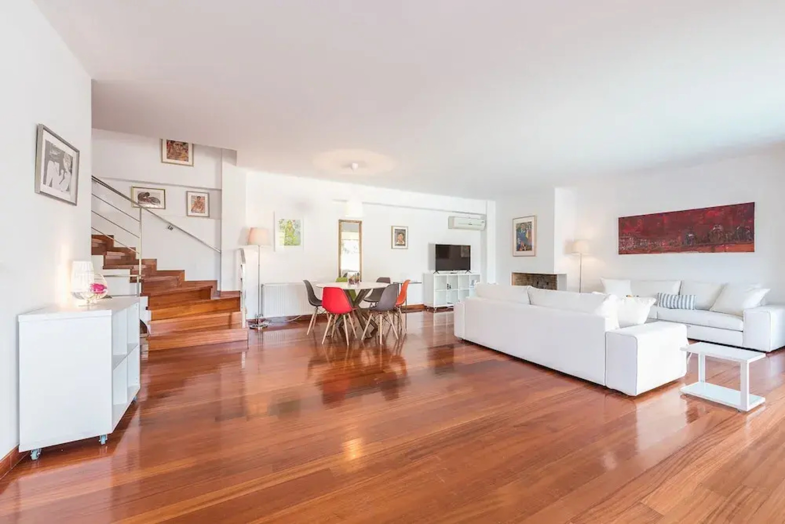 Adelos Luxury villa-maisonnete with pool in Elliniko Athens