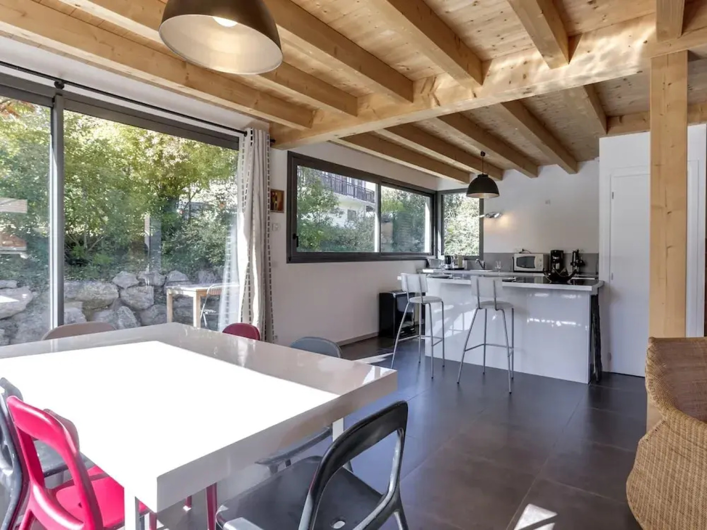 Chaparon Superbe Maison Bois 3 min à Pied du lac