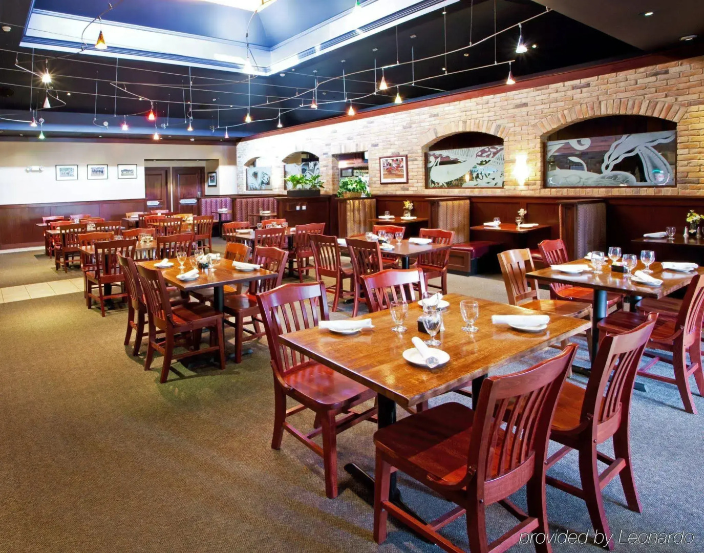 Holiday Inn Chantilly-Dulles Expo Center by IHG