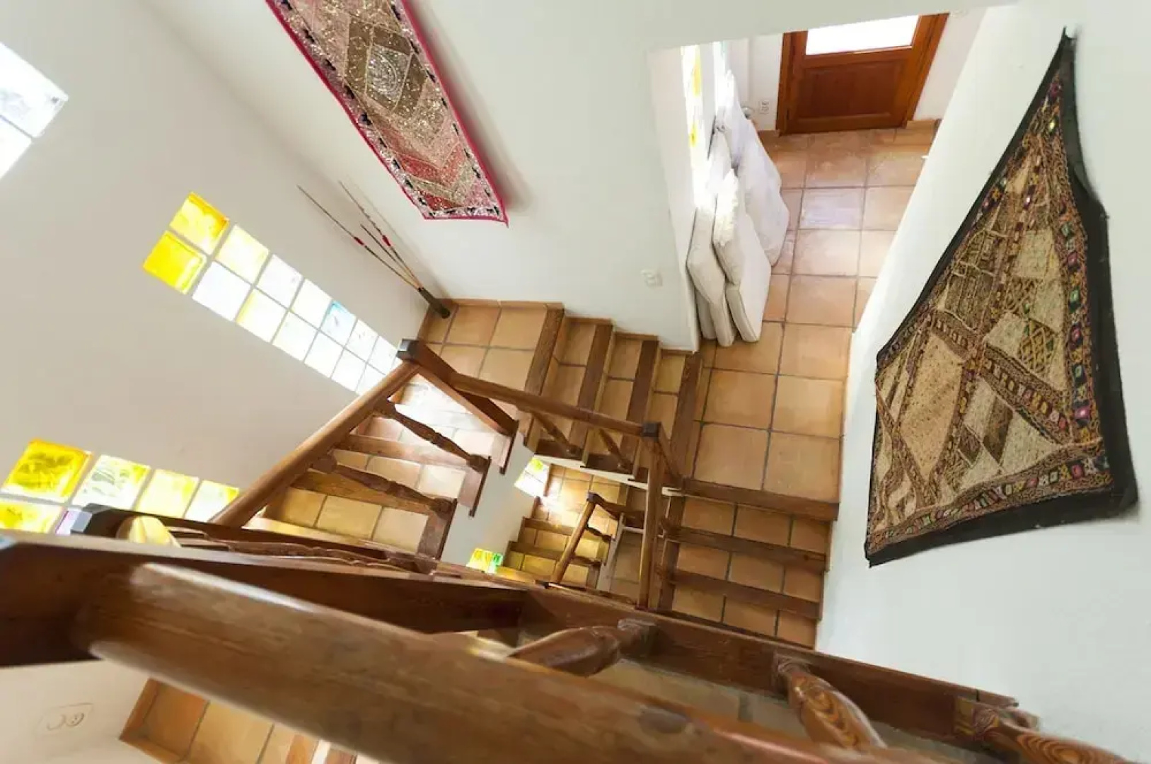Casabra in Ador With 5 Bedrooms and 3 Bathrooms