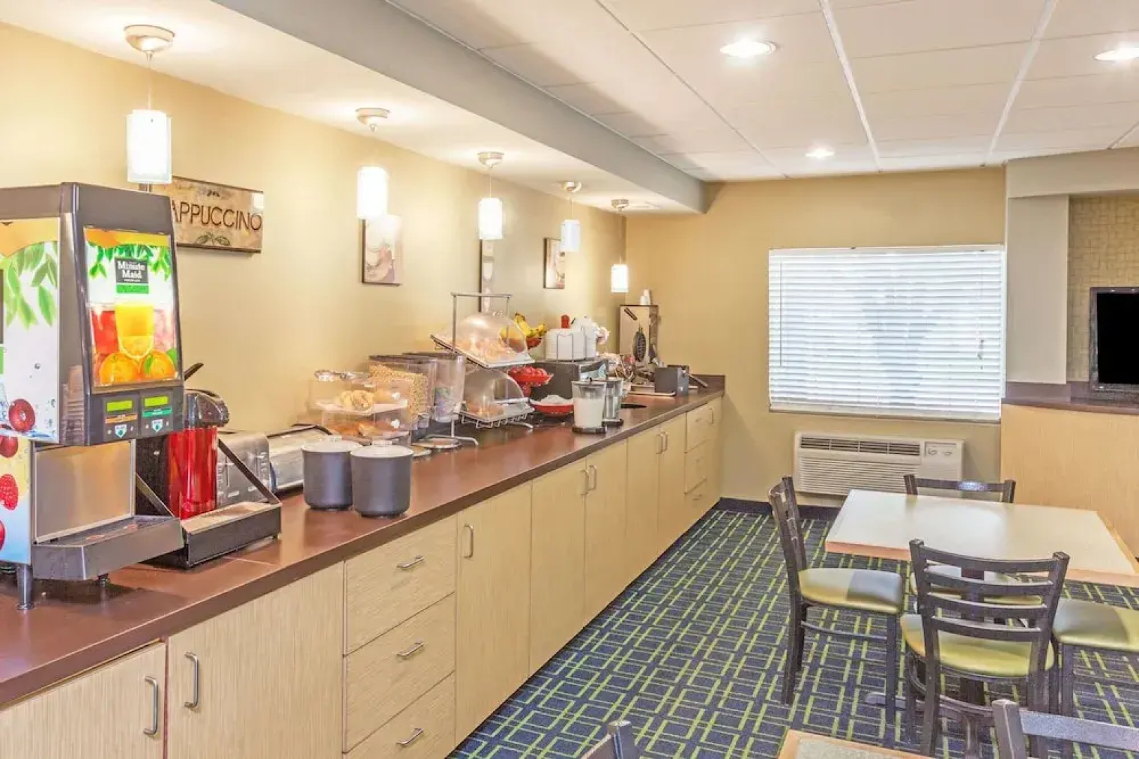 Comfort Inn & Suites Louisville Airport Fair&Expo
