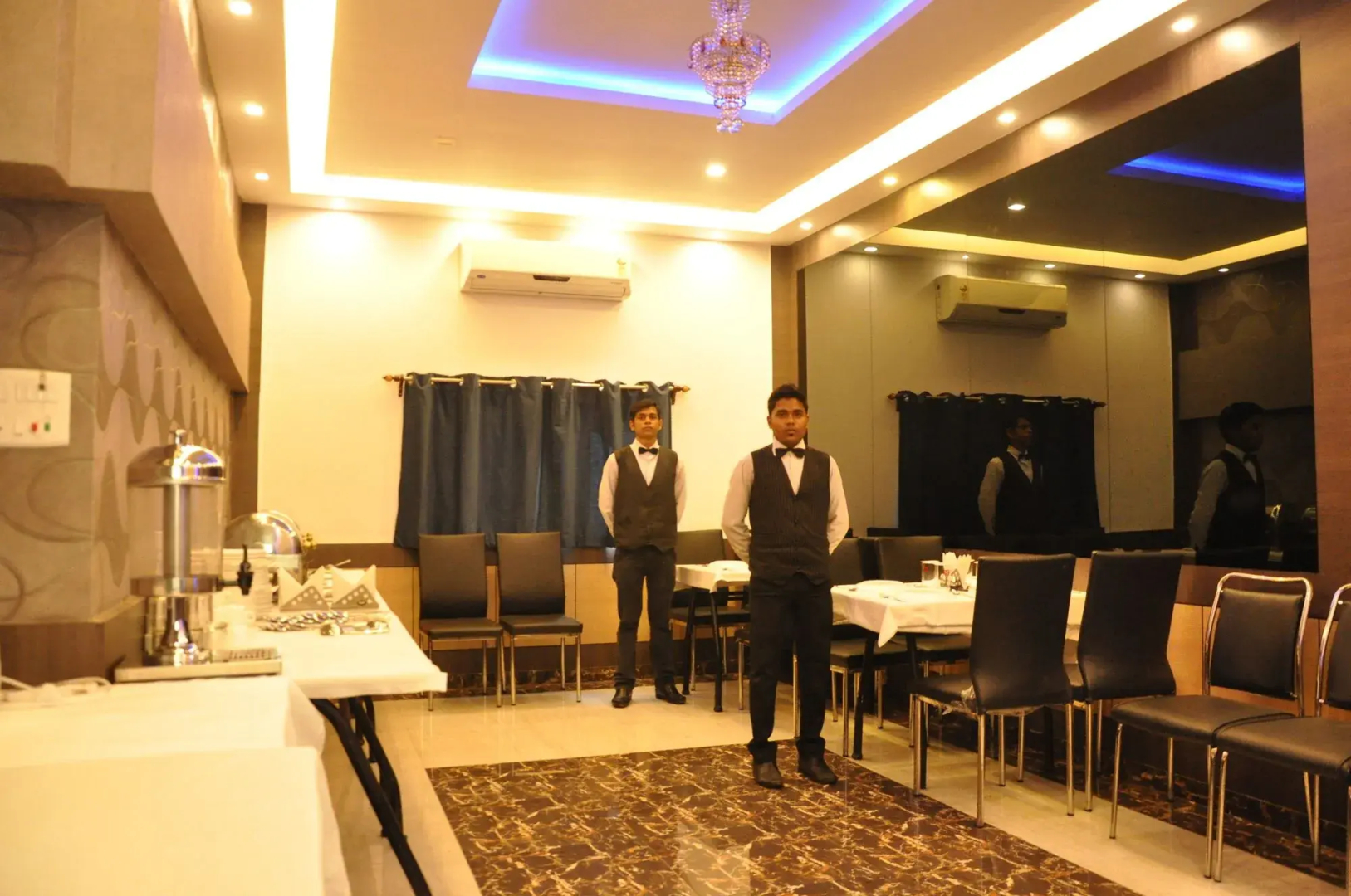 Hotel Esteem