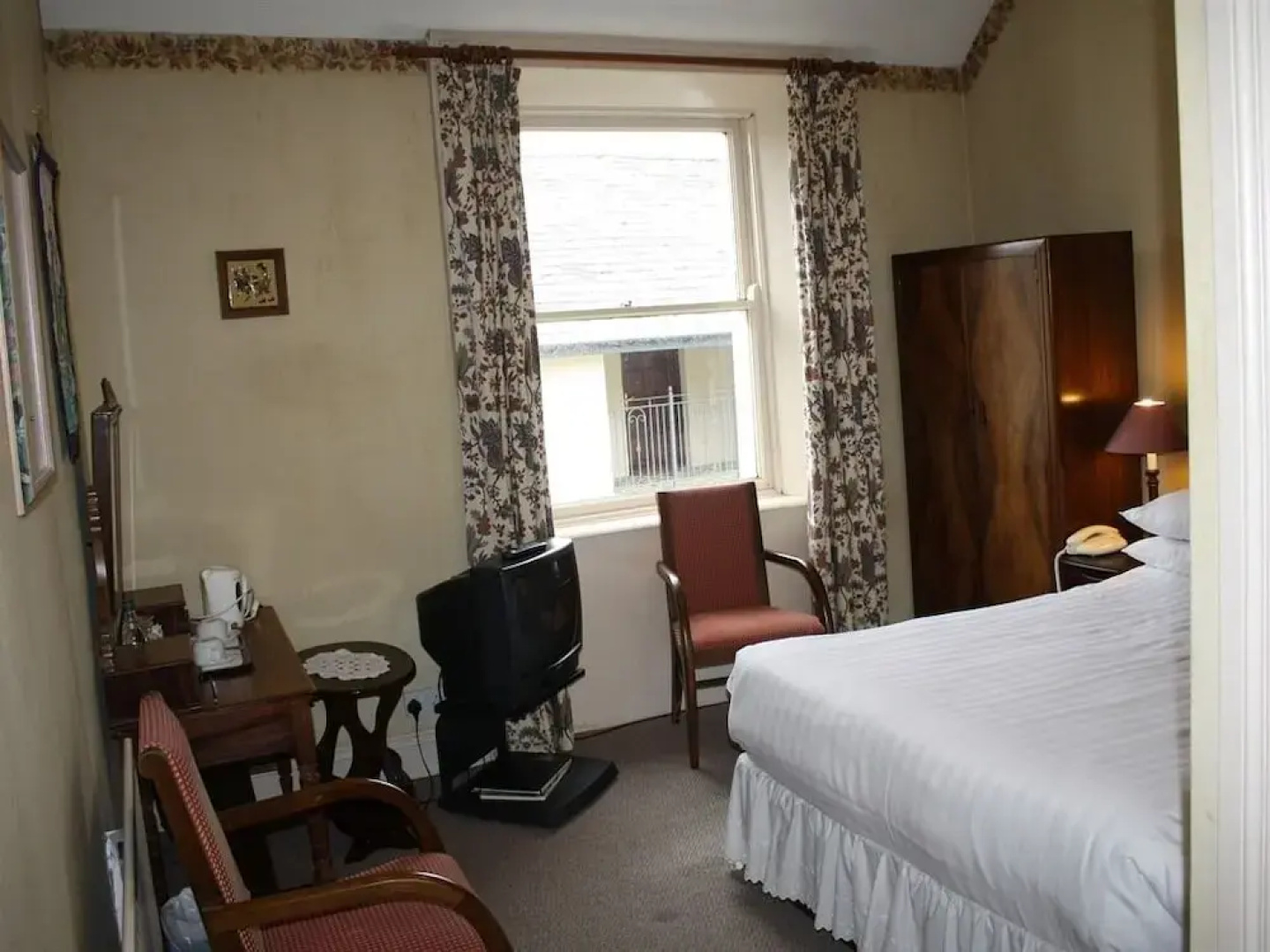 Woodhill House