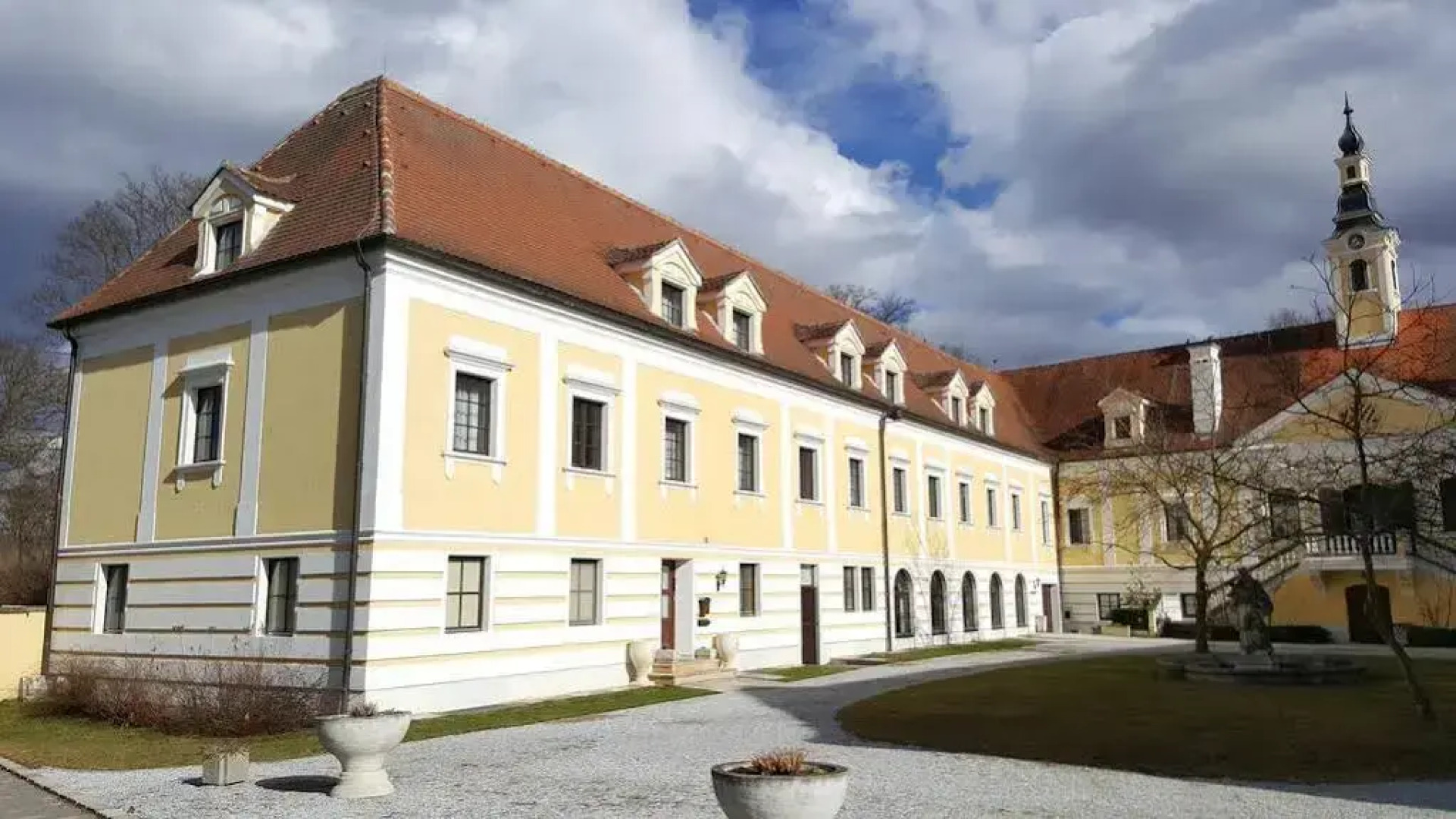 Schloss Haindorf