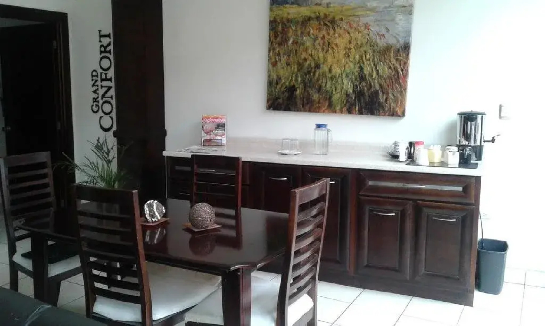 Hotel Grand Colonial