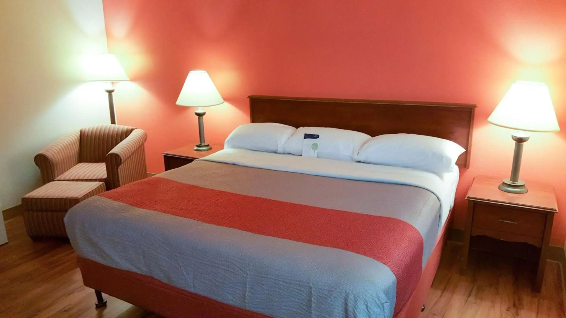 Motel 6 Maryland Heights, MO