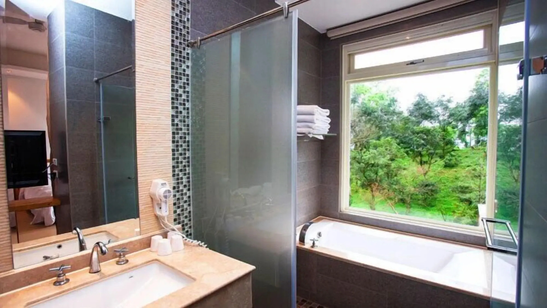 Shangrila Leisure Farm