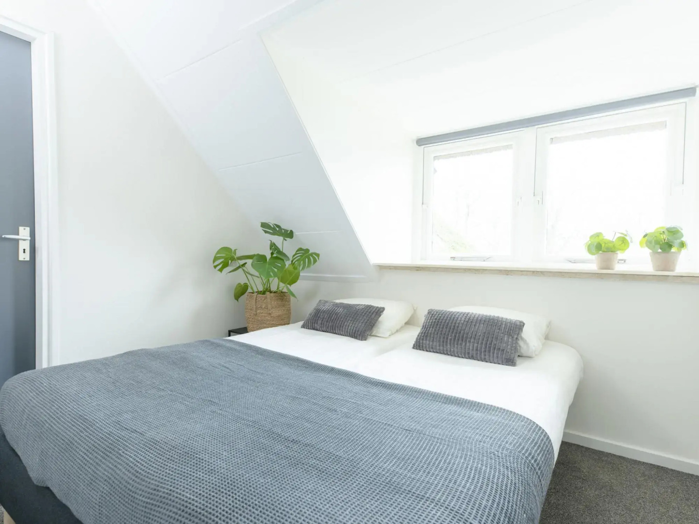 Cozy Farmhouse with Decorative Fireplace near Nature