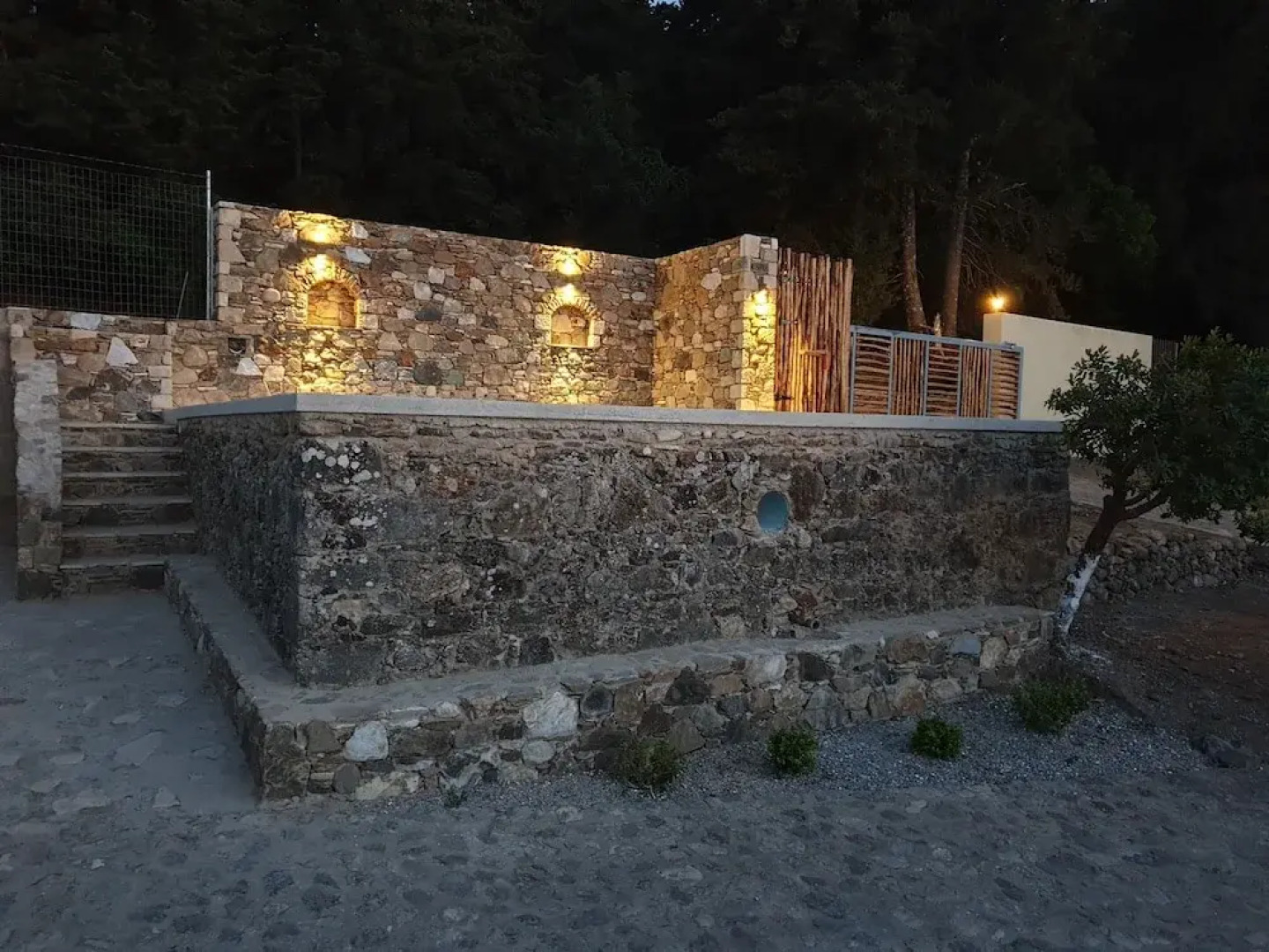 Chaihoutes stone villa into Olive farm in Zia