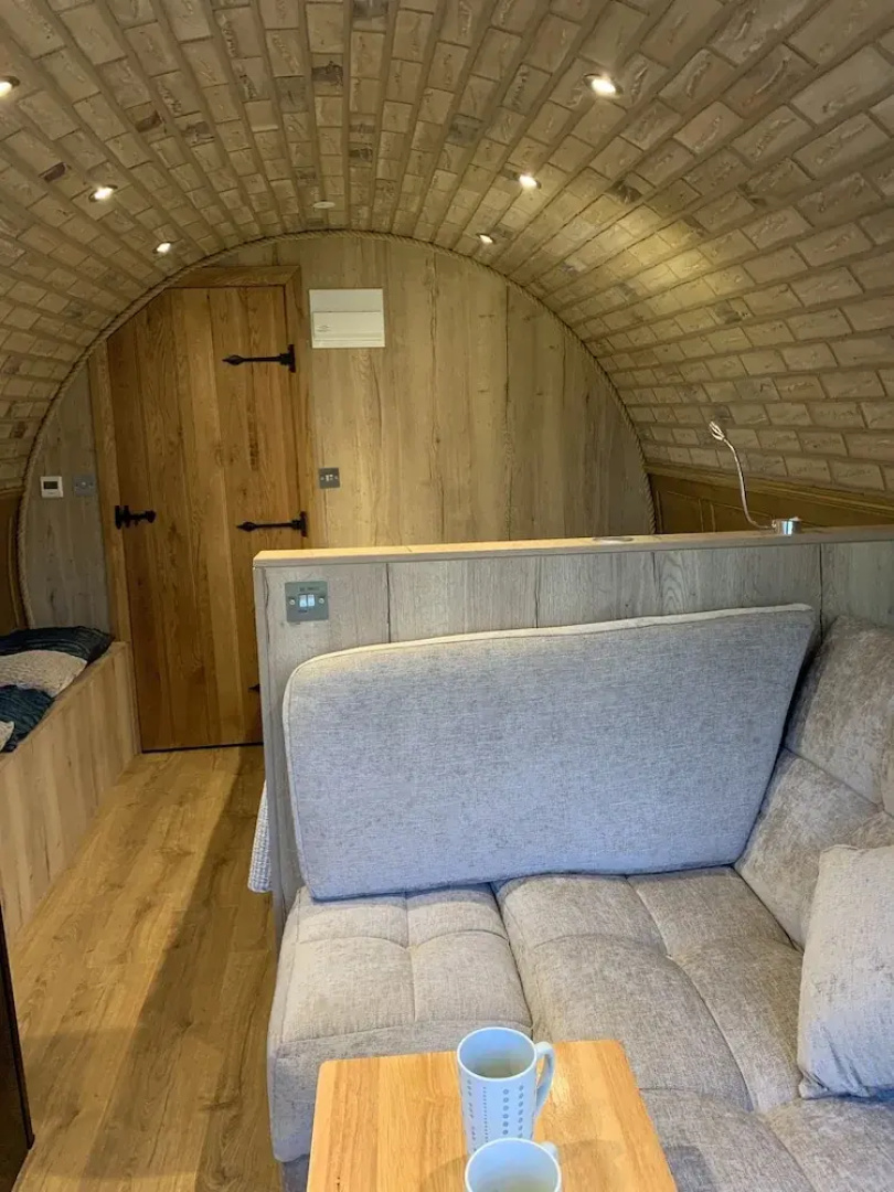 Cosy Escape Heated Luxury pod and hot tub