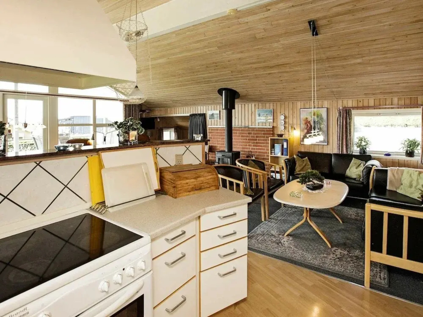 Modern Holiday Home in Millinge Near Sea