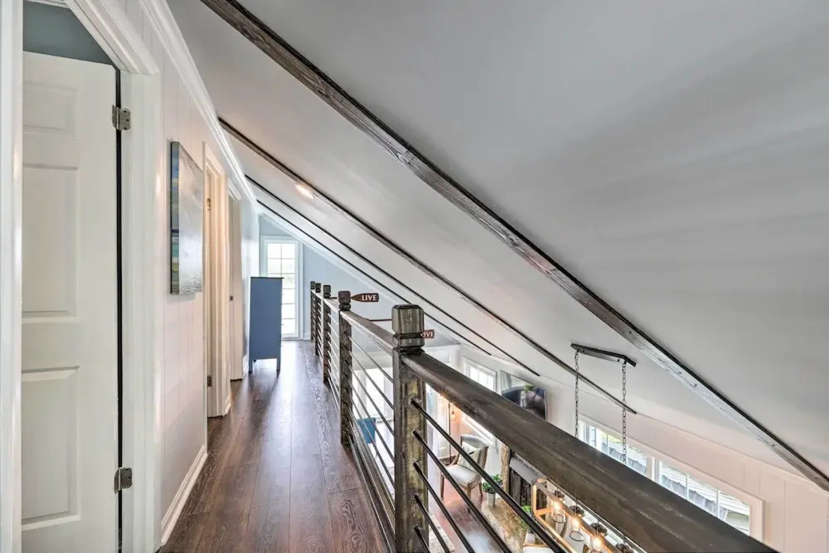 Waterfront Gem on Lake Sinclair With Boat Dock!