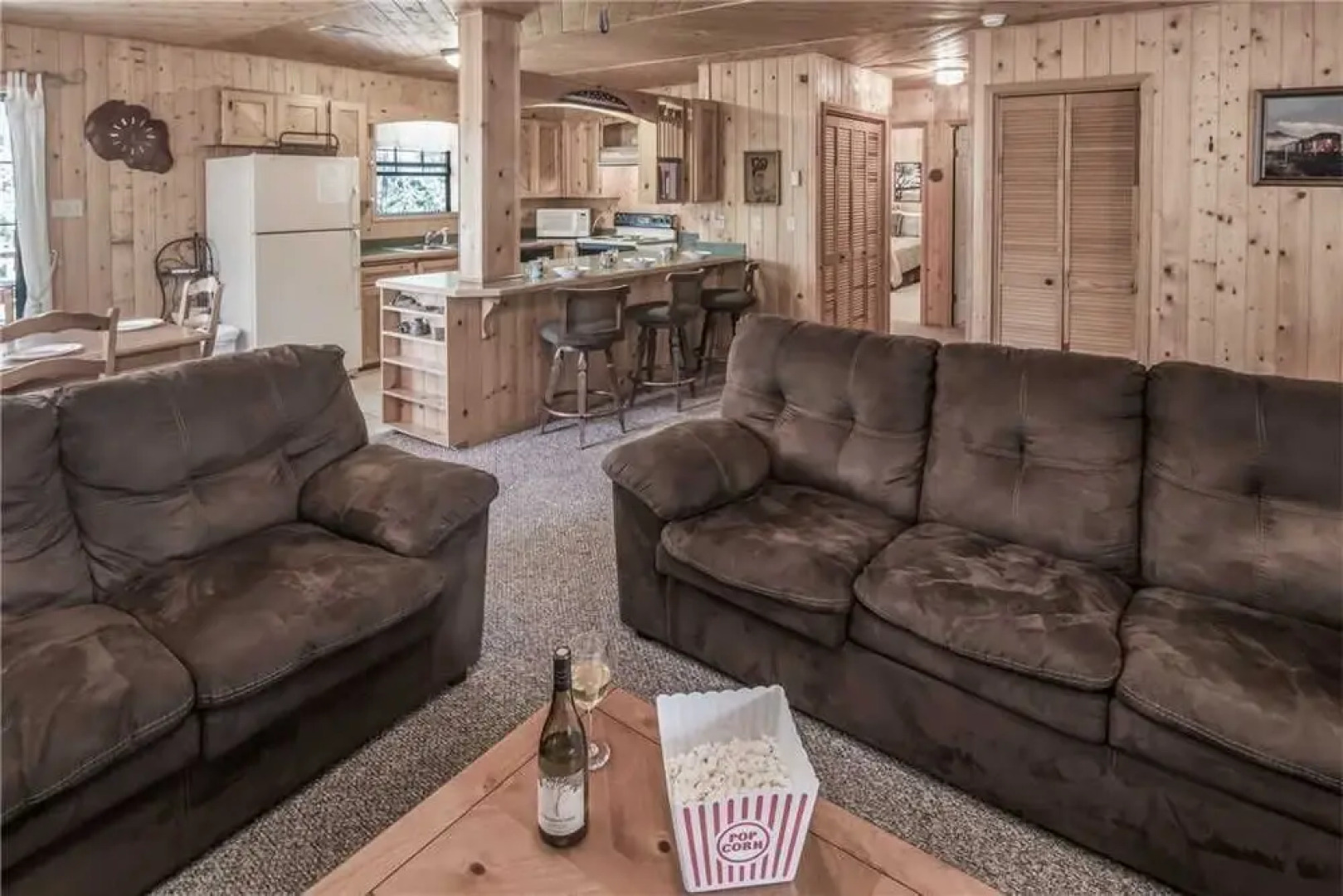 123 Rising Hill - Two Bedroom Cabin