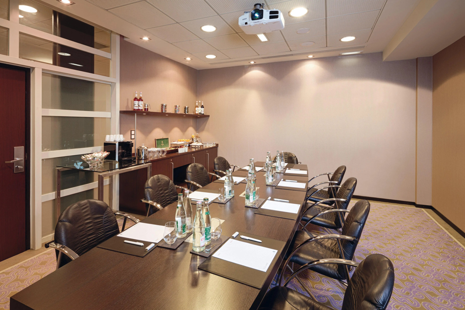 Mövenpick Hotel Paris Neuilly