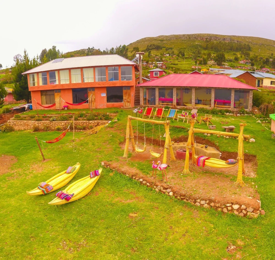 Titicaca Lodge - Luquina