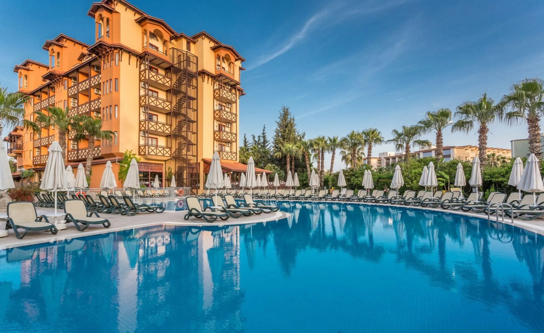 Villa Side Hotel