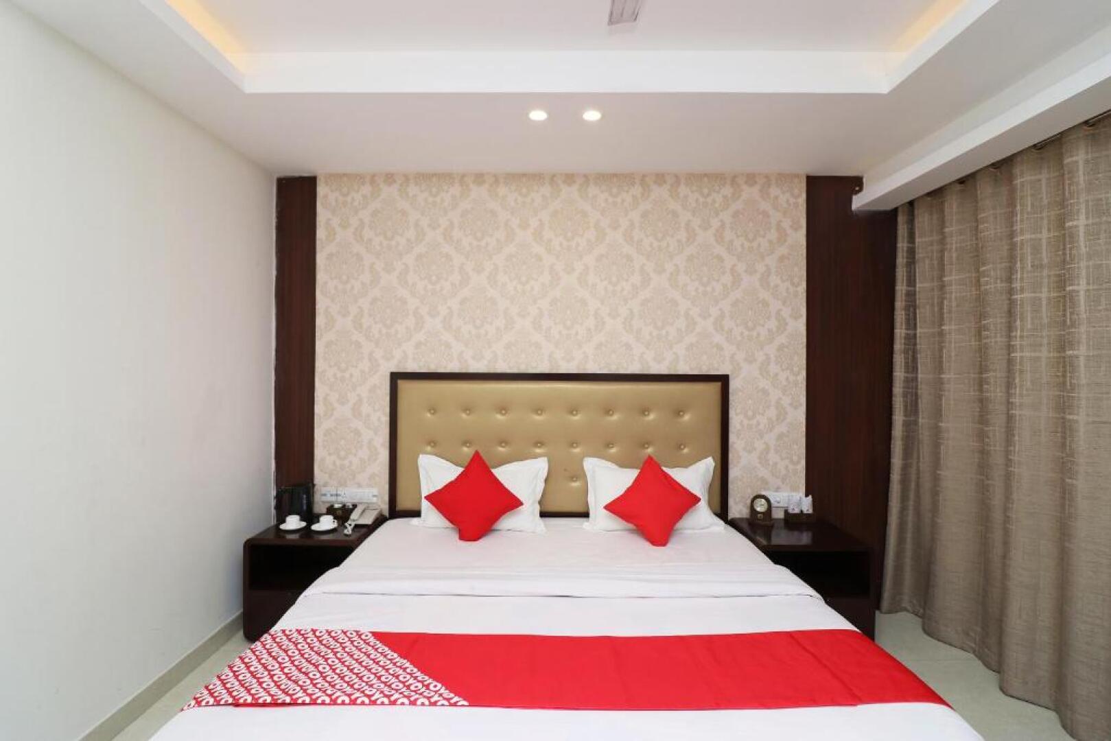 Hotel Ambassador Royale