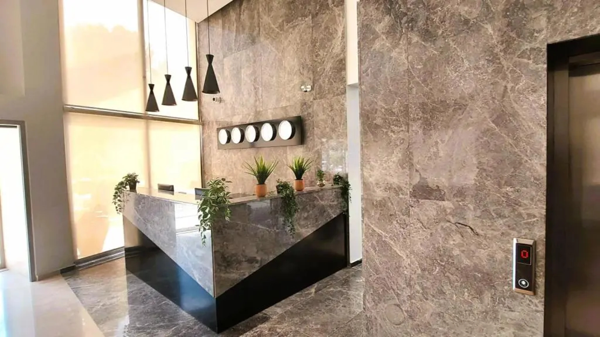 Crown Salamis Hotel