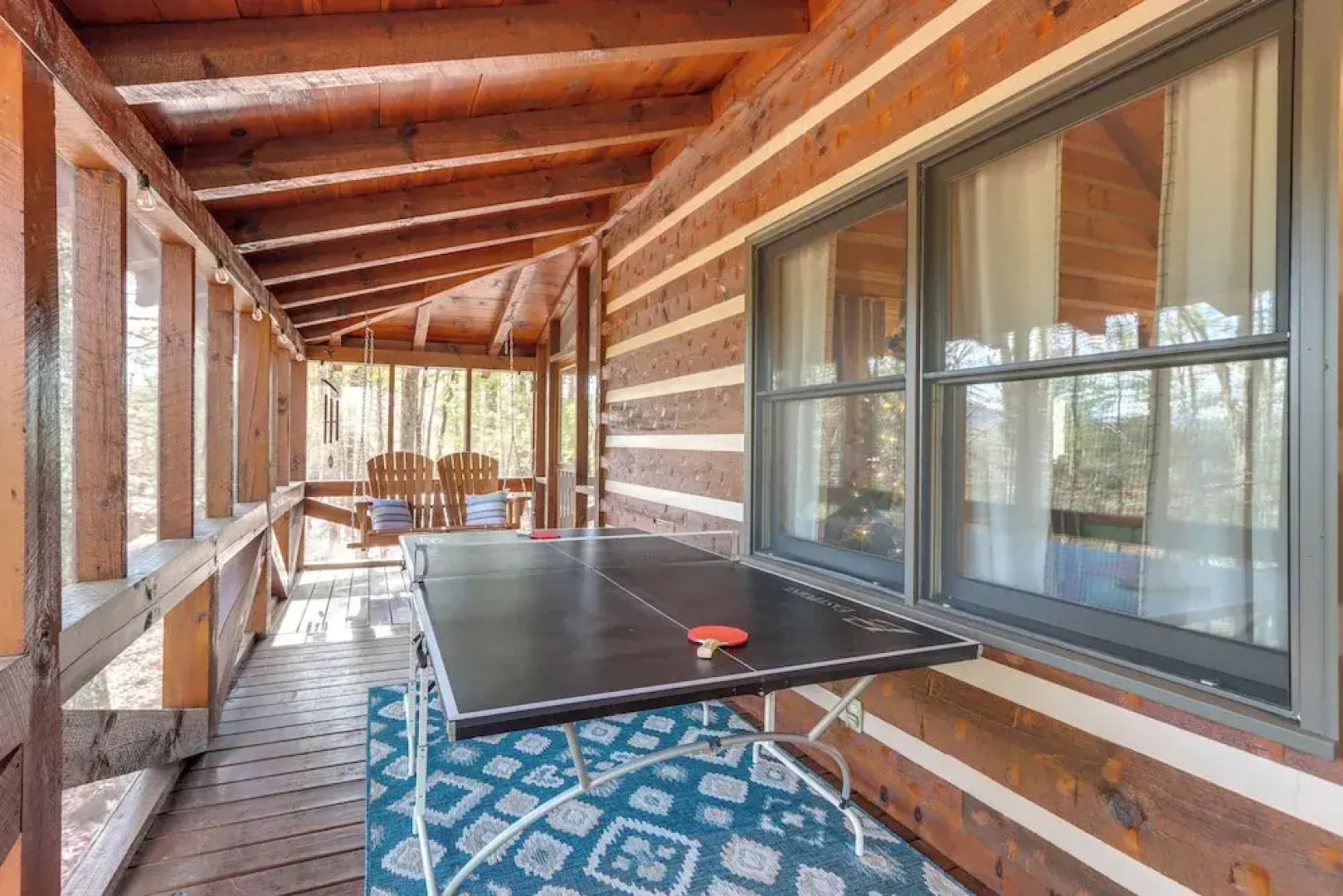 Hot Tub & Games: Ridgetop Cabin in Blue Ridge!