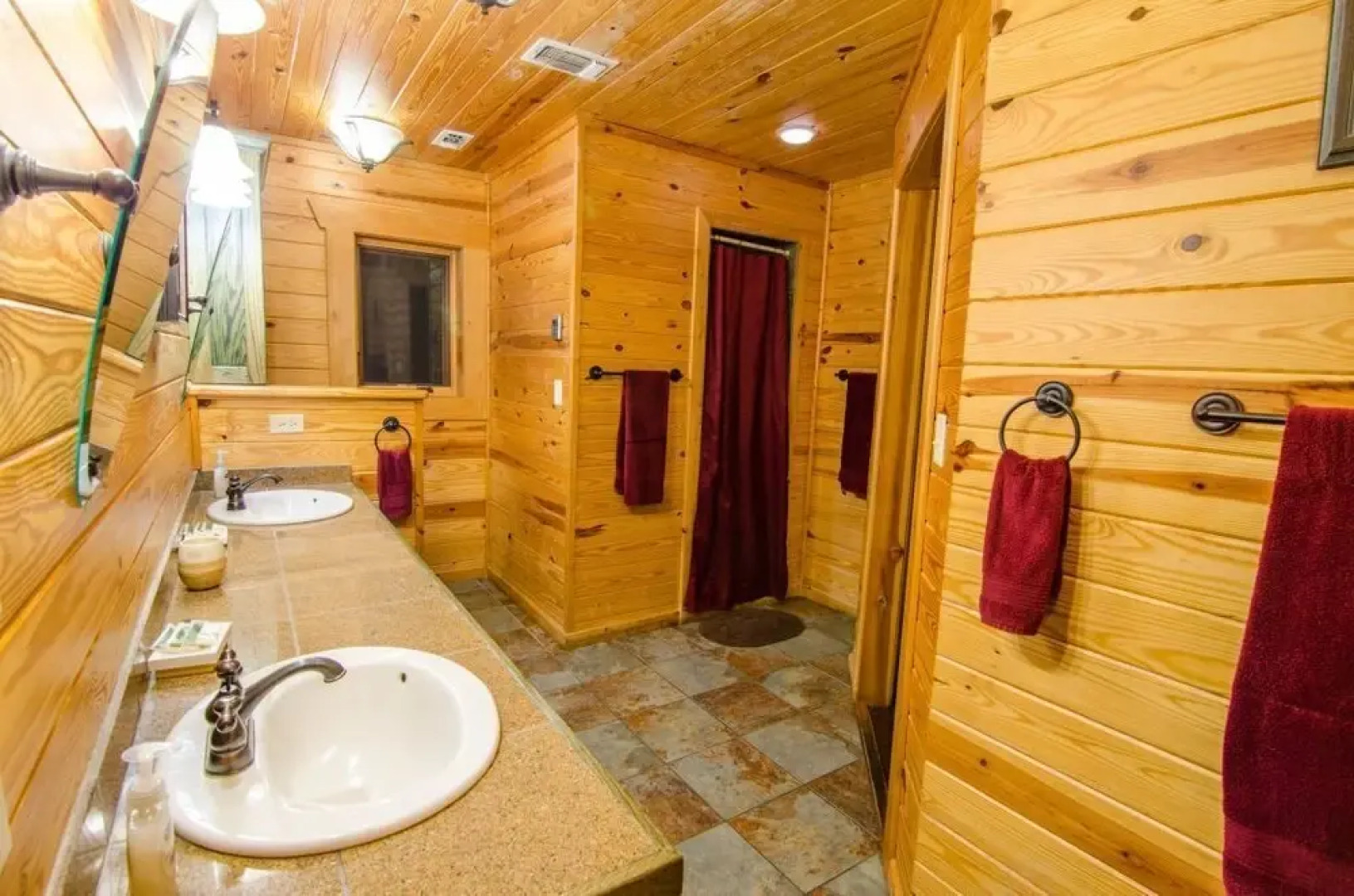 Talako Lodge - 4 Br Cabin