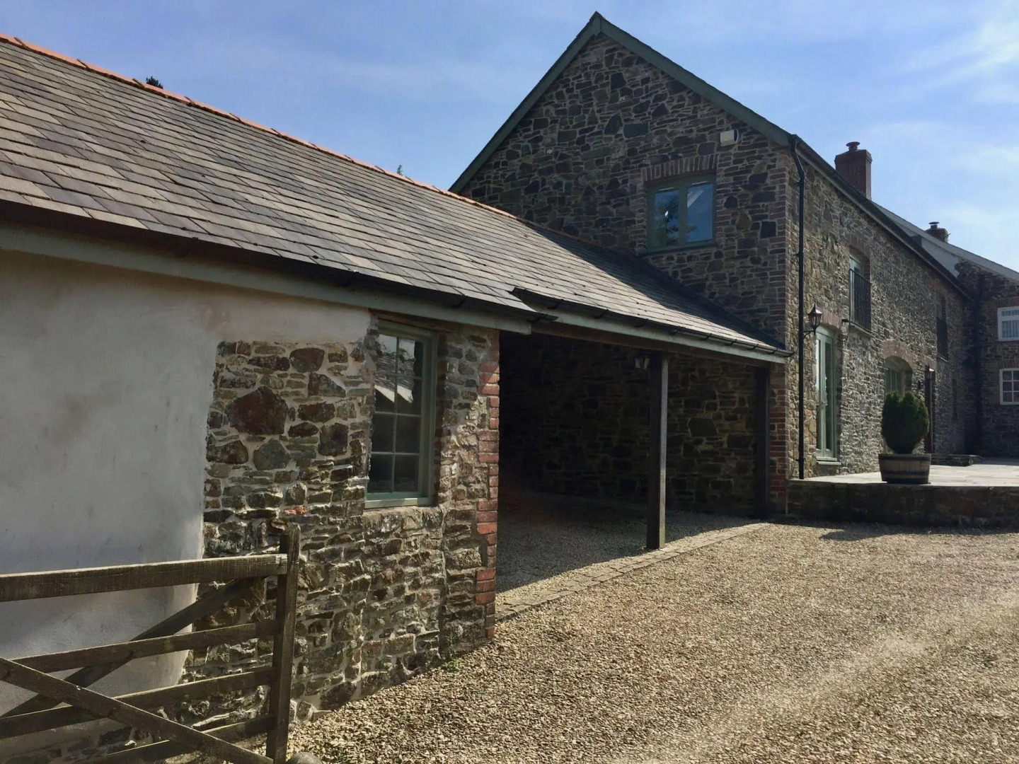 West Pennicknold Barn