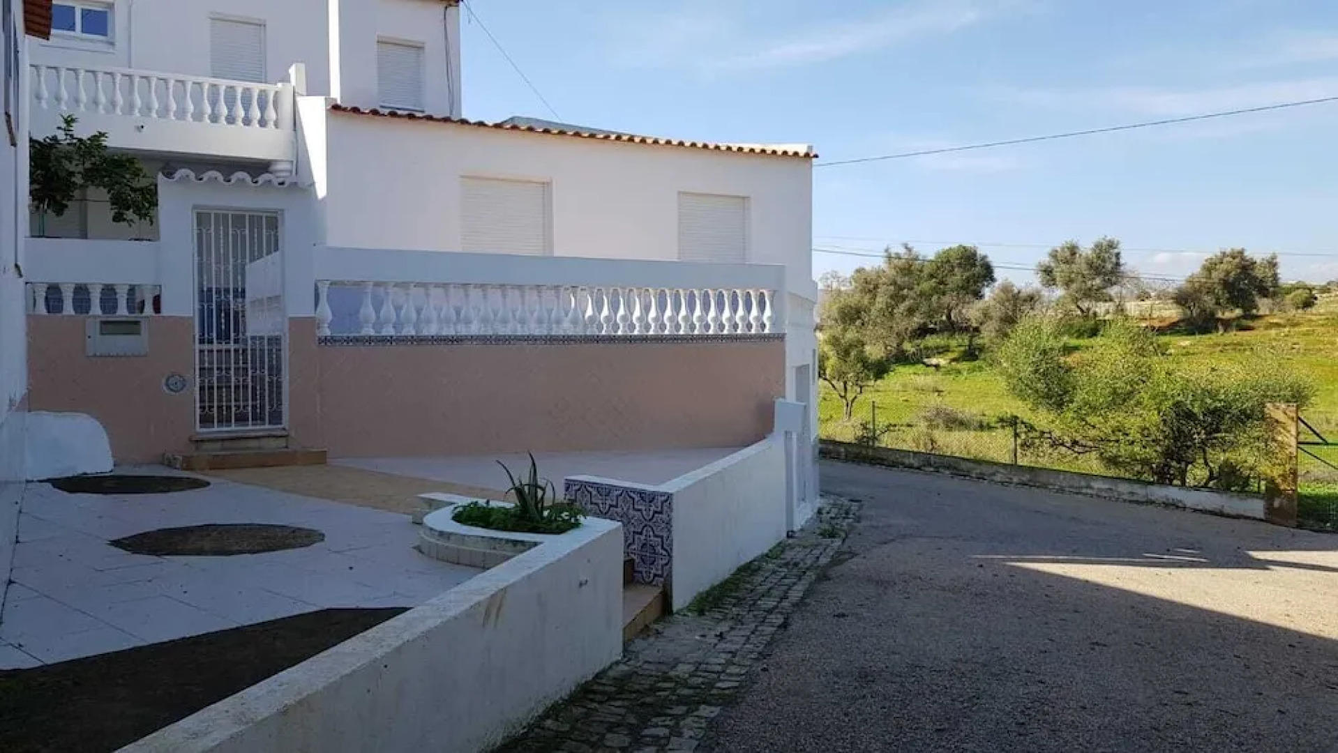 Lagoa 5 bed house- Red Ba Accomm UK