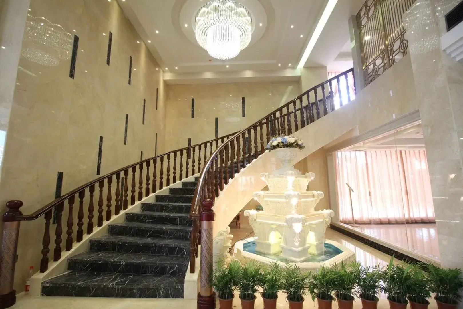 Yongzhou Xiaoxiang Binghu Hotel