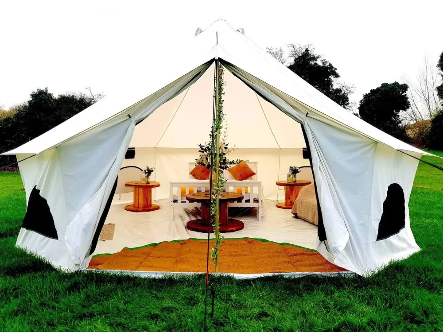 Luxury 4 Person Glamp Tent