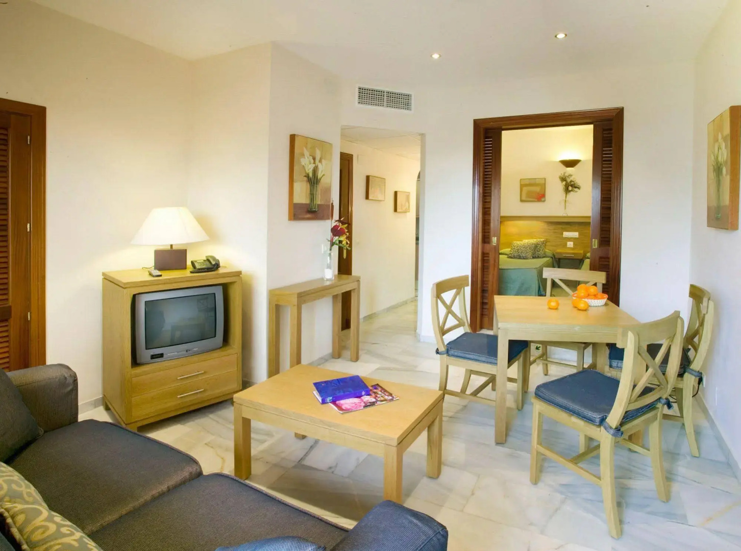 Sunset Beach Club Hotel Apartments