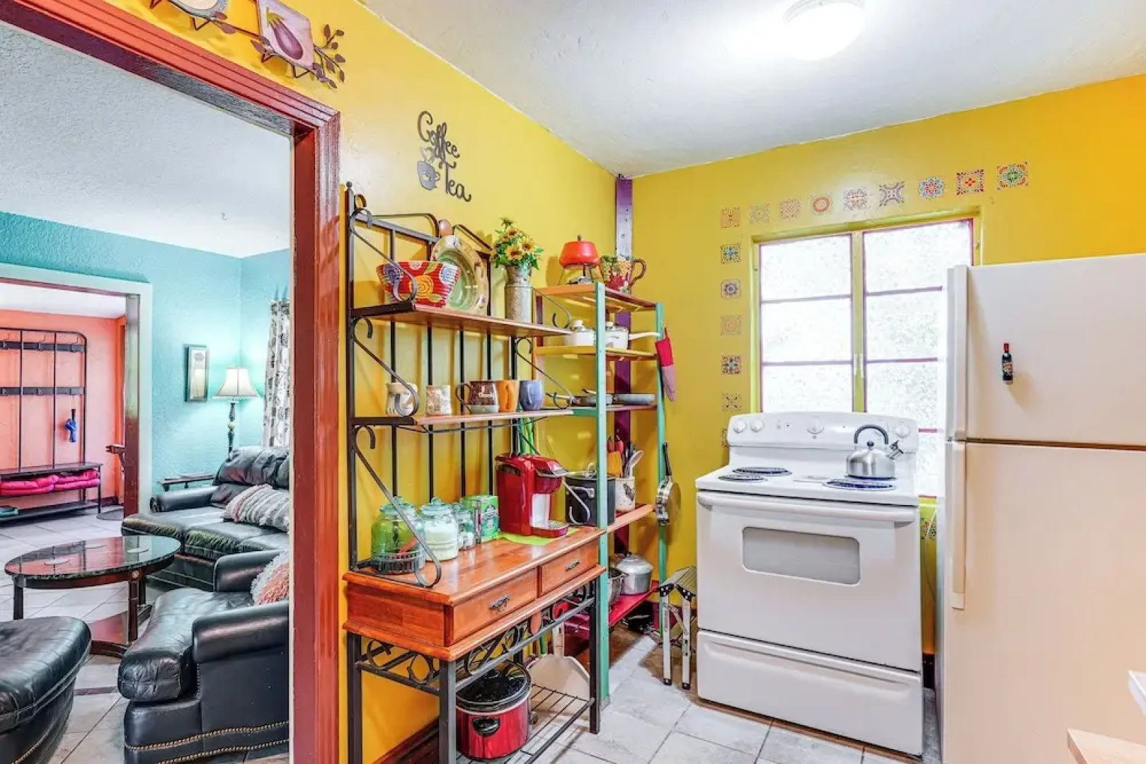 Near Tampa Attractions: Boho Bungalow on 20 Acres!