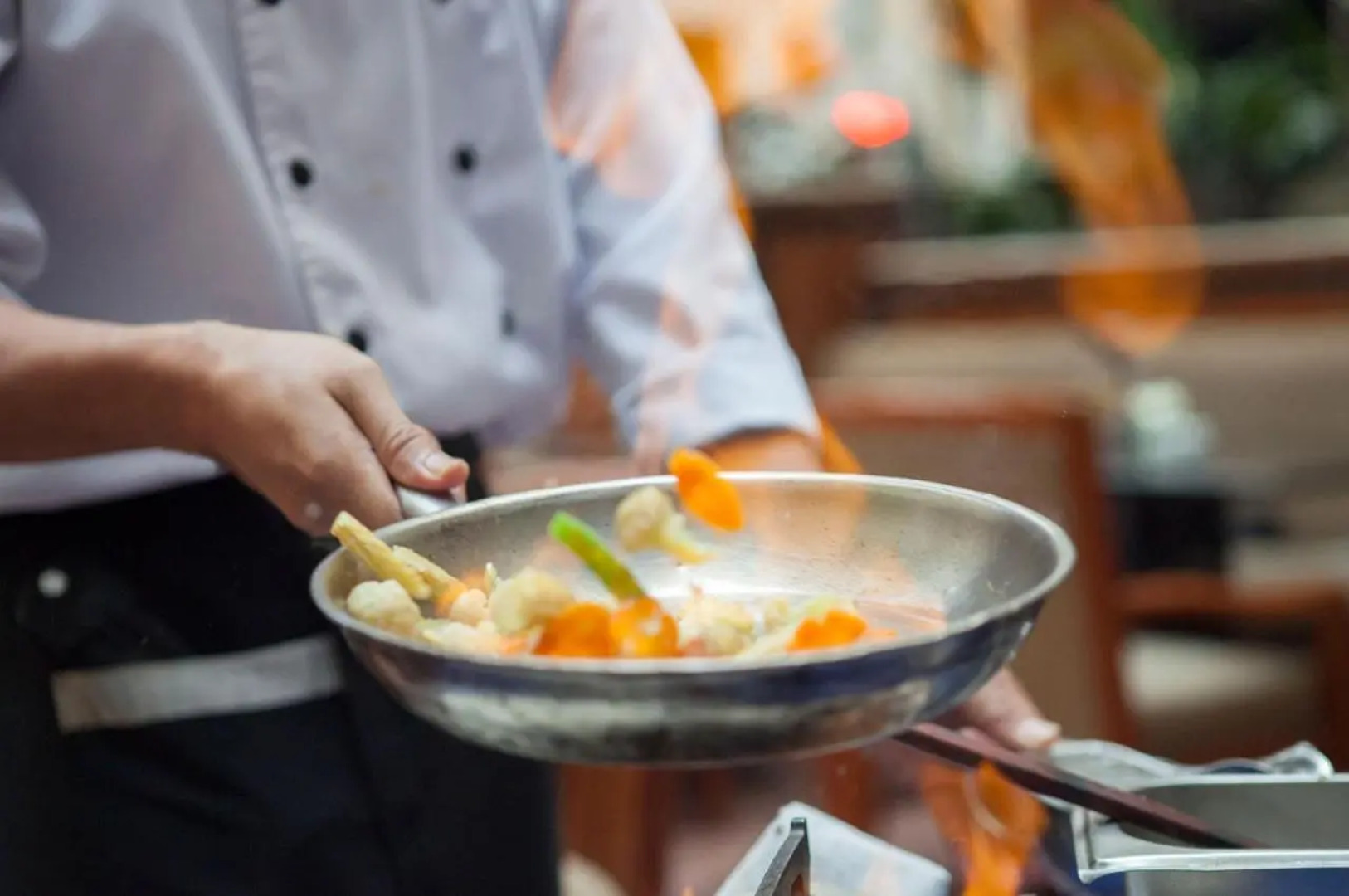 Surabaya Suites Hotel Powered by Archipelago