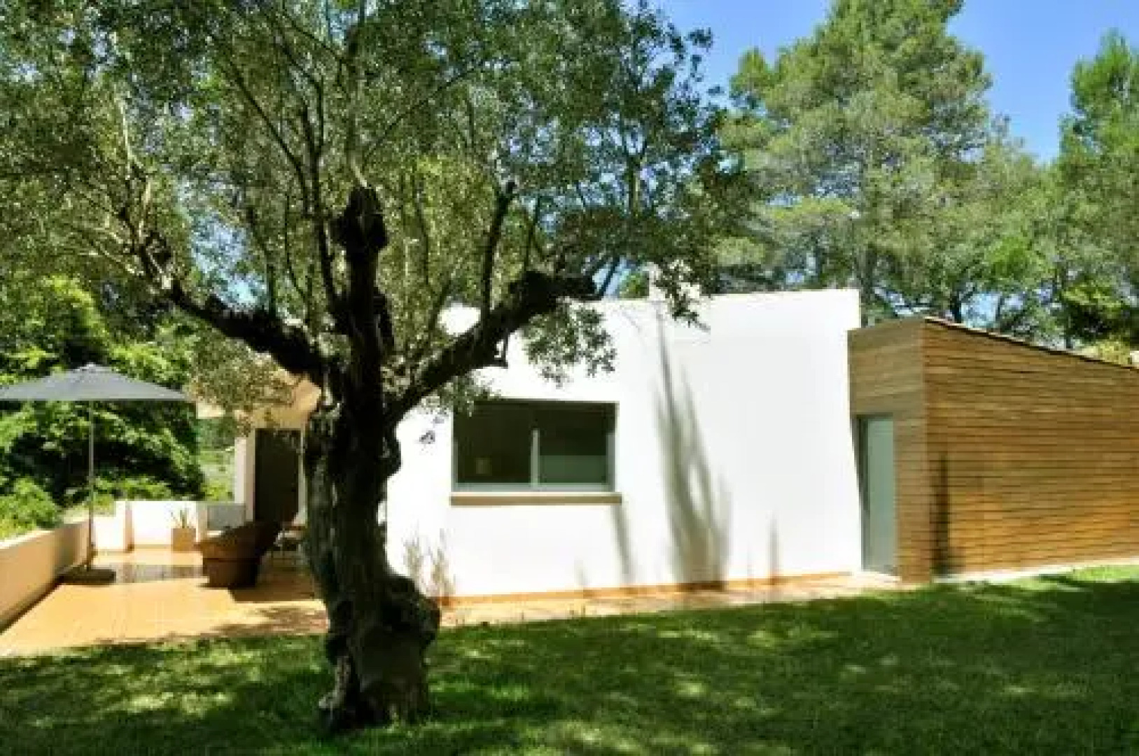 Villa Santa Barbara by be@home