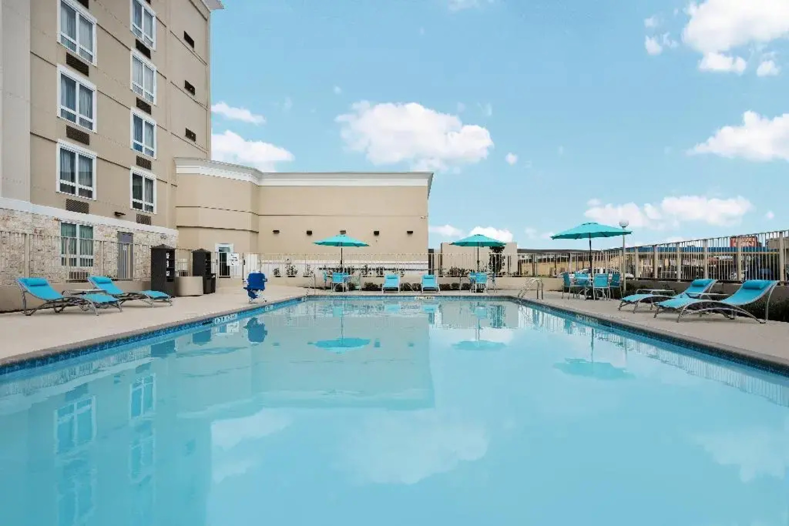 Holiday Inn Beaumont East-Medical Center Area