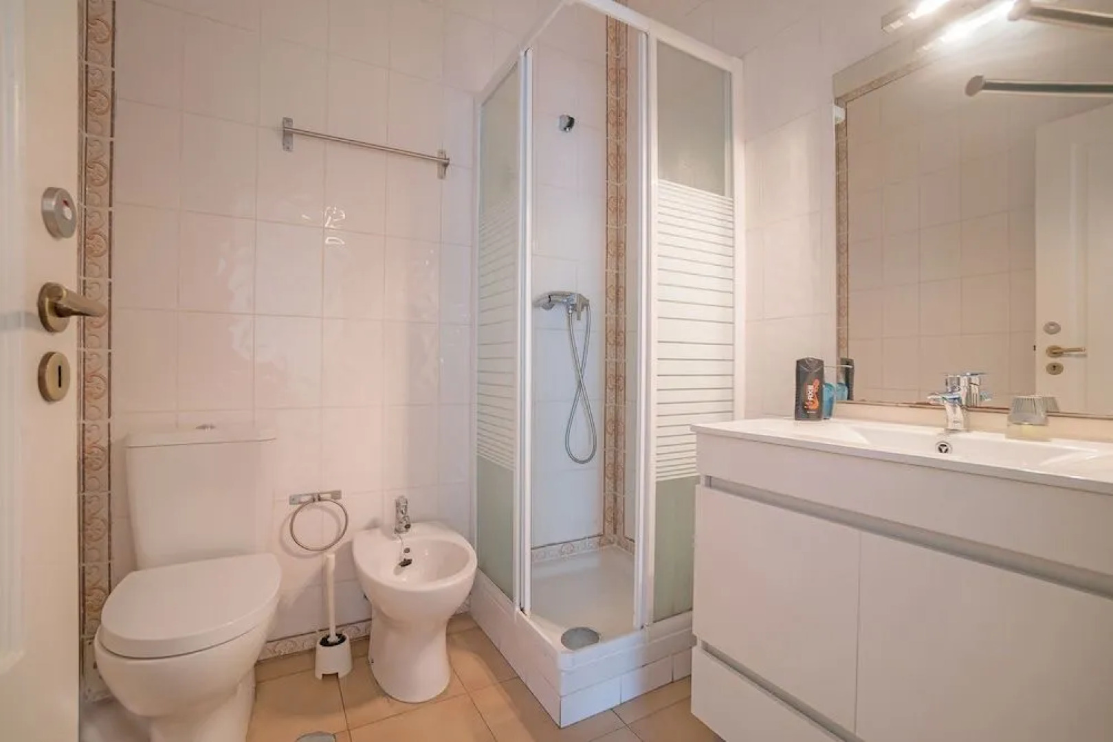 BLUE Boutique Hostel & Suites