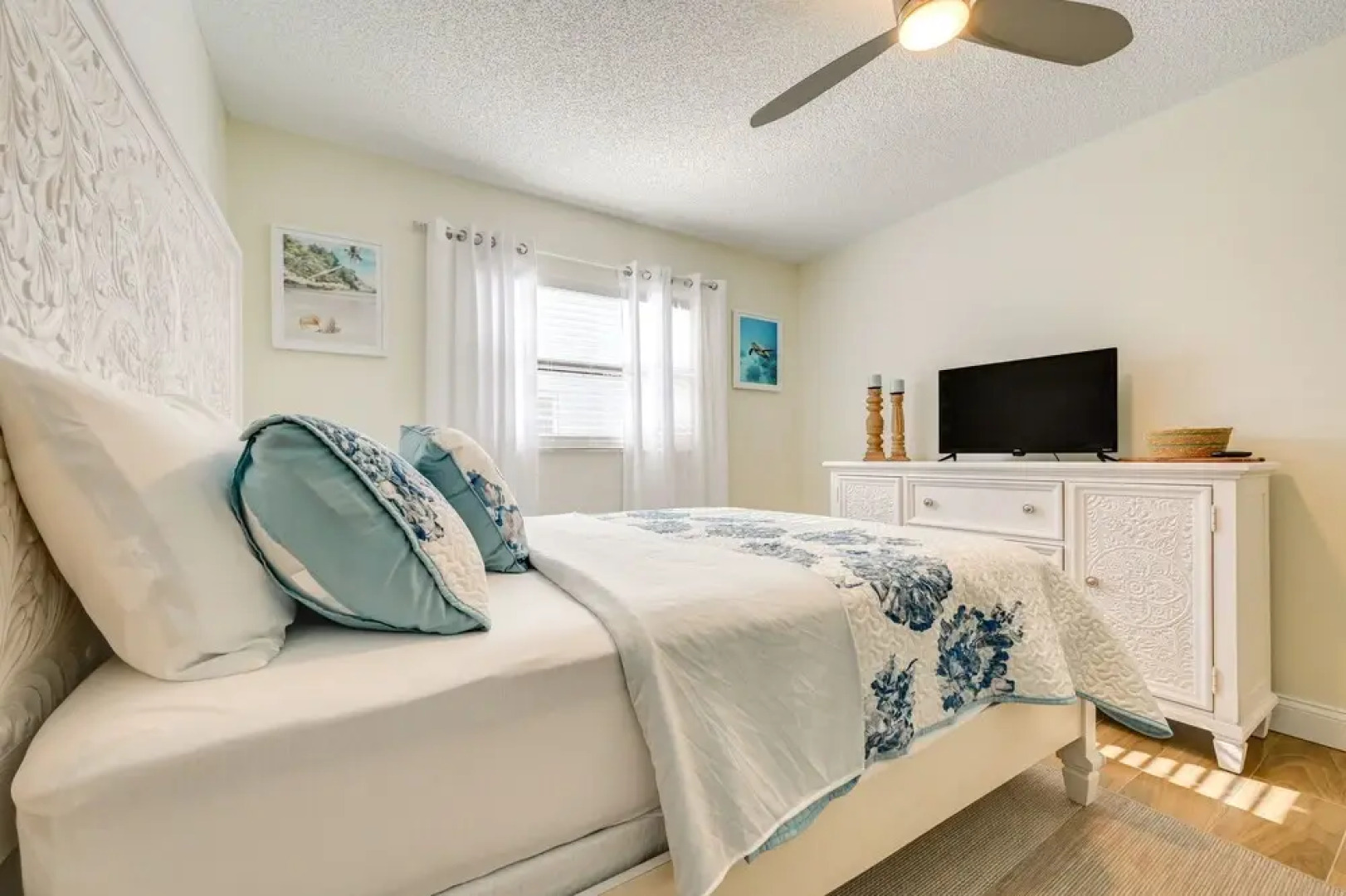 Port Richey Home w/ Pool, Near Beach Park!