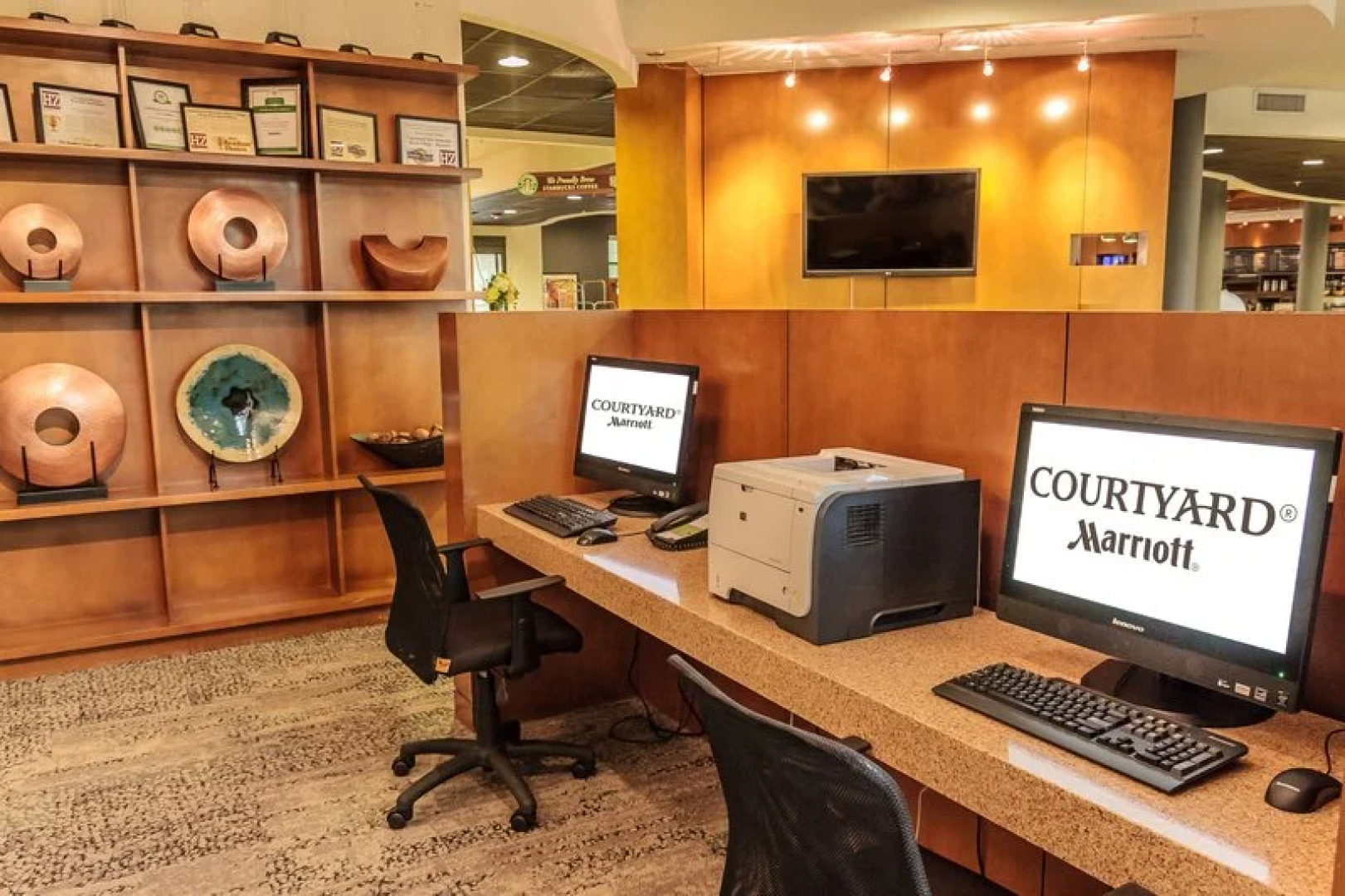 Courtyard New Braunfels River Village